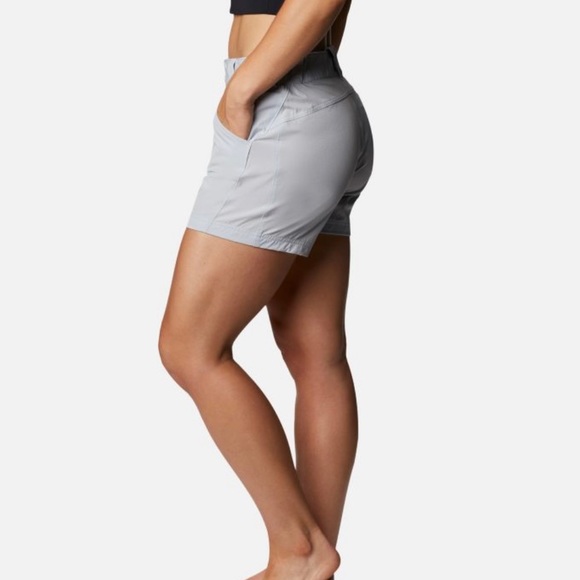 ⭐️BNWT Women's Coral Point™ III Shorts⭐️ - Picture 3 of 5